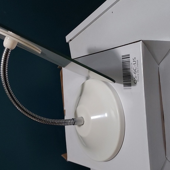 Adjustable mirror - Picture 3 of 5